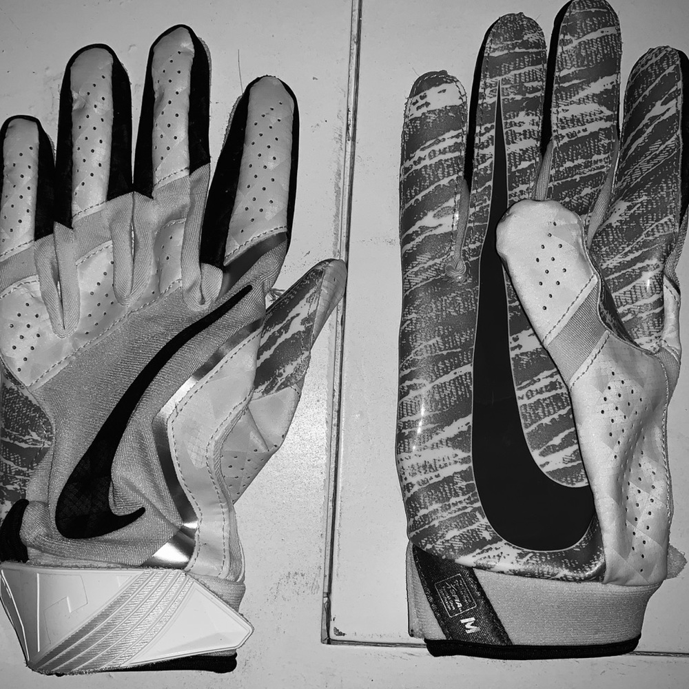 Nike football gloves
